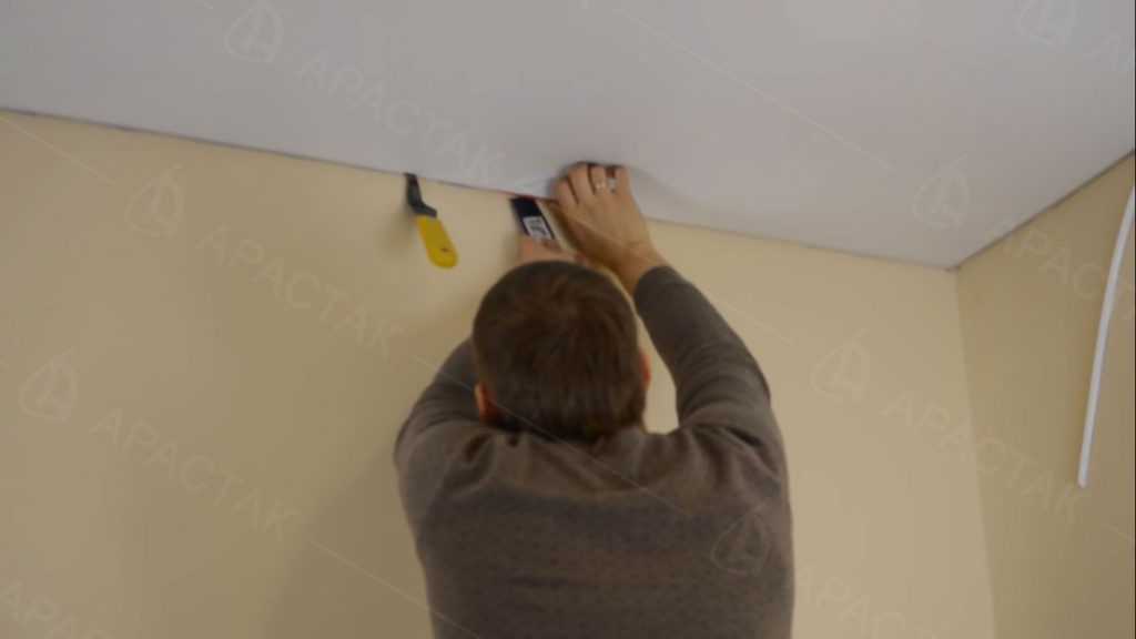 Демонтаж натяжного потолка своими руками: как правильно убрать конструкцию, как снять, демонтировать разные виды крепления натяжного полотна