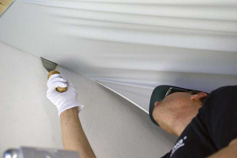 Одним из наиболее популярных в настоящее время способов оформления перекрытий стали конструкции с натягиваемым полотном – мембранные потолки