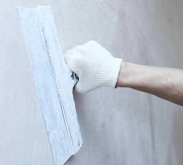 Рассмотрим технологию шпаклевания стен под покраску с высокими требованиями качества к отделочным работам Как создать идеальные стены и подготовить под покраску Поэтапная инструкция и видео