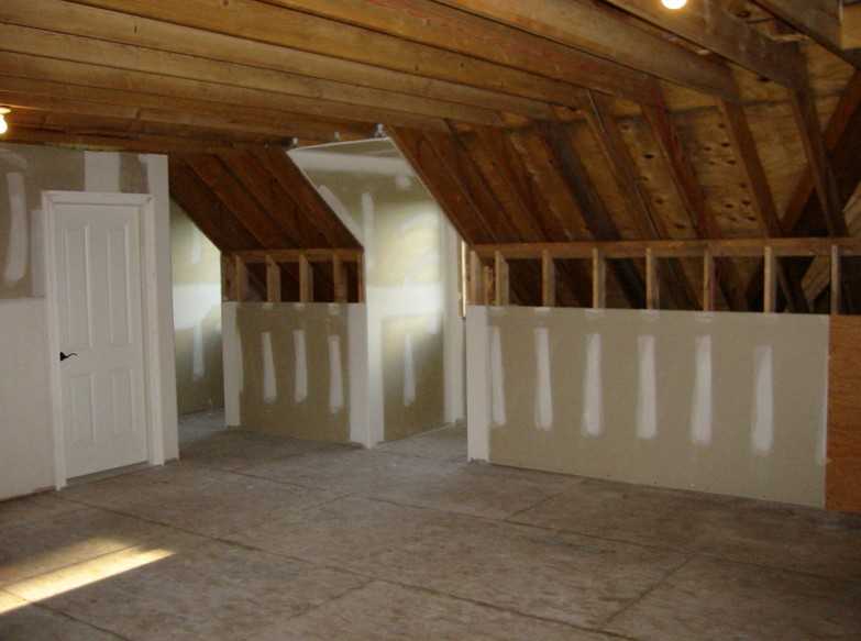 Потолок на мансарде: варианты отделки и выбор материалов