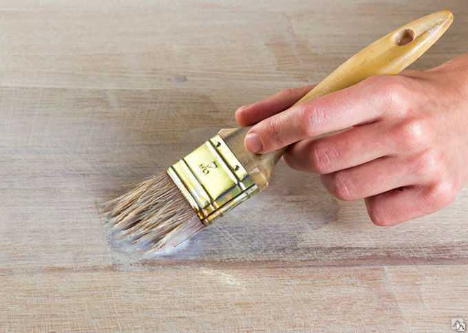 Как отреставрировать ваш старый стол в домашних условиях своими руками