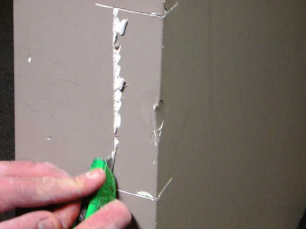 Как избавиться от трещин на потолке