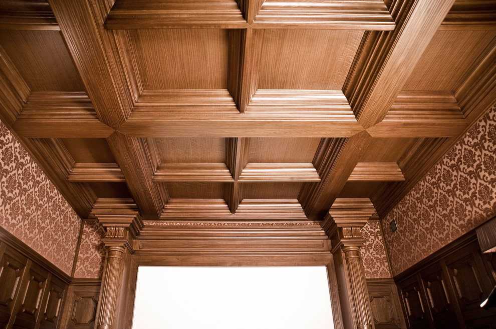 Кессонный потолок в интерьере: от античности до современности