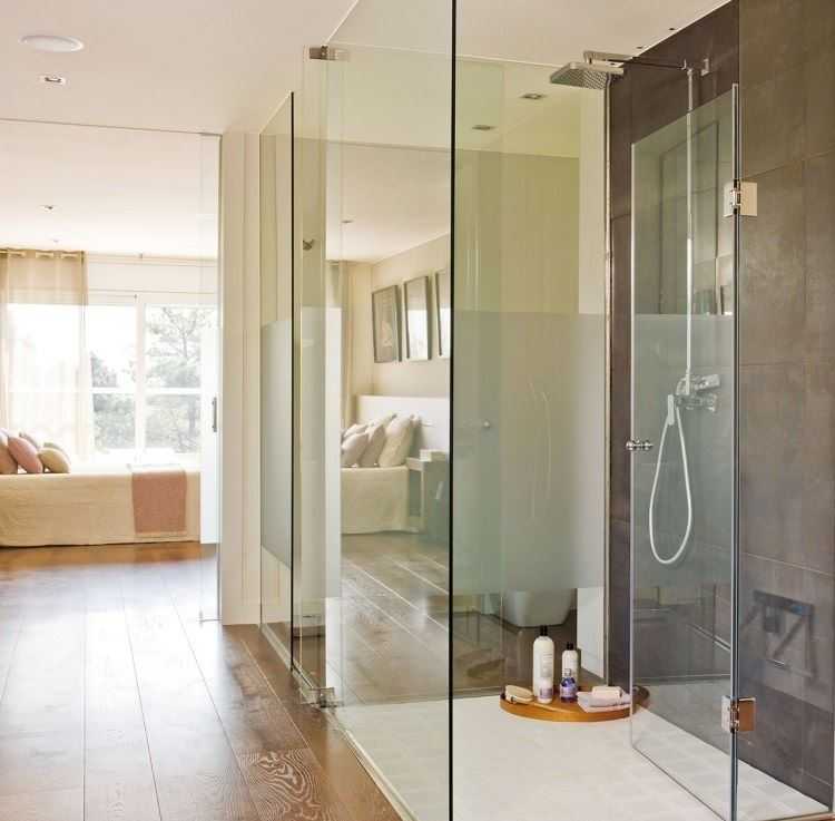 Стекло для ванной: преимущества использования, основные недостатки и рекомендации по выбору стеклянных элементов для ванной (125 фото)