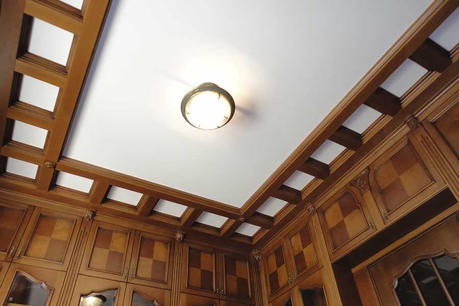 Кессонные потолки из дерева: 85 вариантов отделки для настоящих аристократов