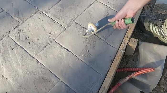 Печатный бетон: использование, плюсы и минусы
