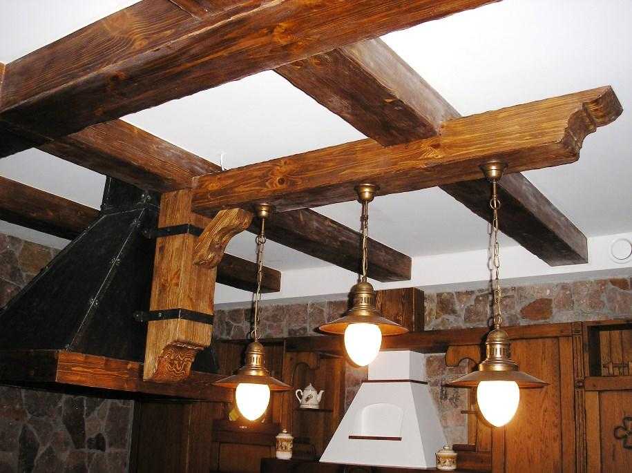 Деревянный потолок своими руками, как сделать конструкцию под старину, основные типы покрытий, примеры на фото +видео