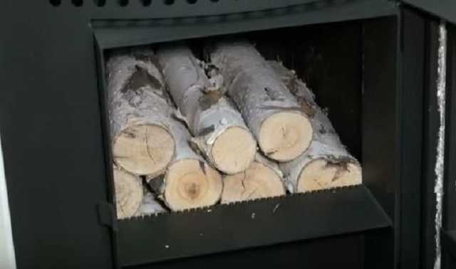 Как надо правильно топить печь дровами, виды дров