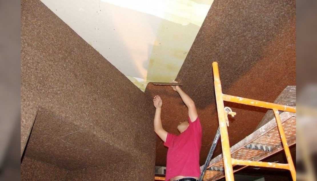 Как клеить пробку на стены - технология оклеивания стен пробкой (+ фото)
