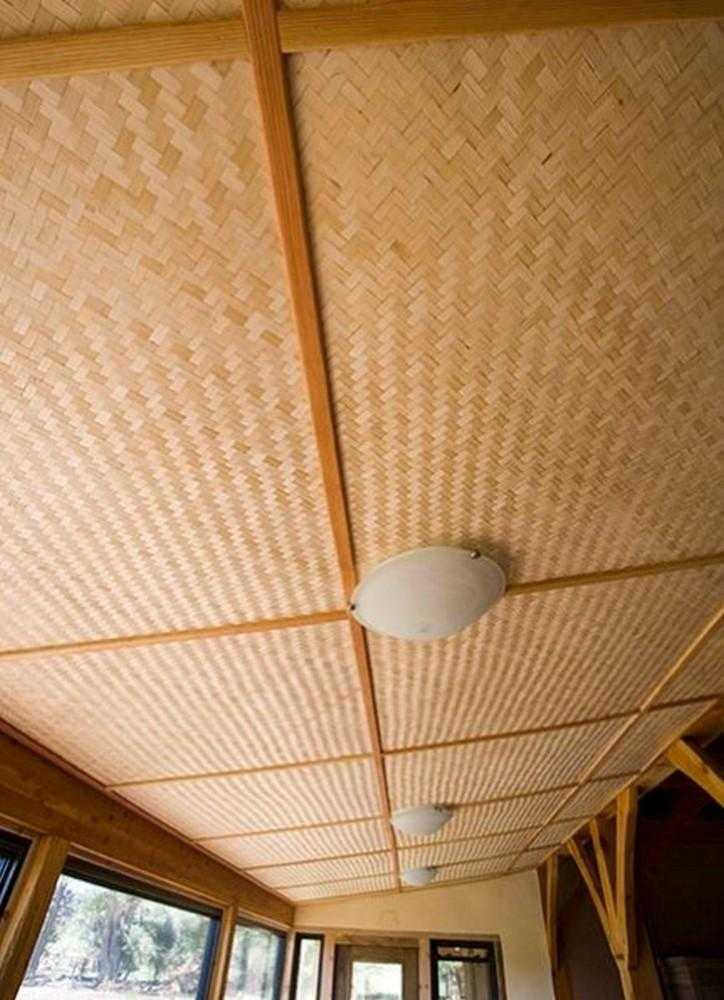 Потолок из бамбука: видео-инструкция по монтажу бамбуковых потолочных панелей своими руками, фото